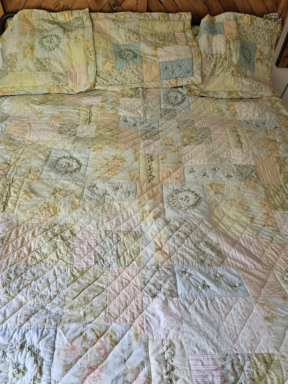 Patchwork Pastel Quilt Set With 3 Shams in Soft Blue, Cream & Pink